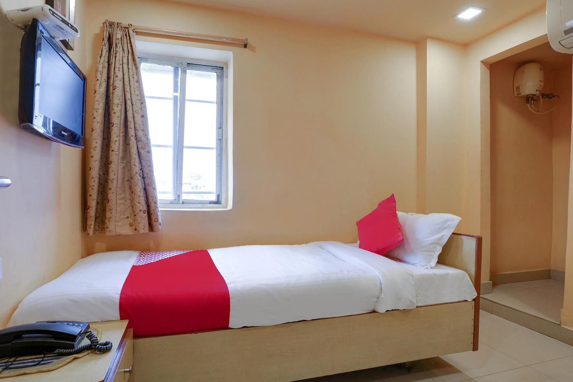 Hotel O Shanta Residency Lodge Sururnagar Ngoại thất bức ảnh