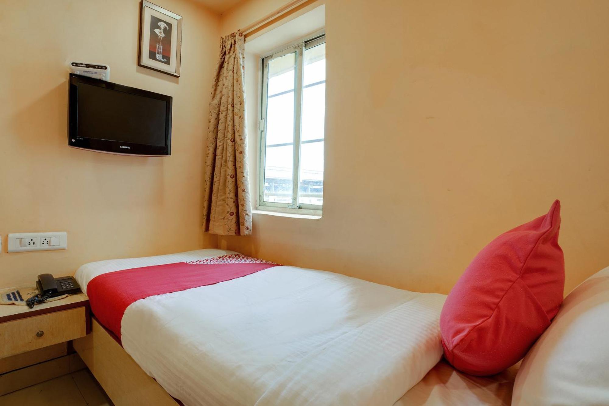 Hotel O Shanta Residency Lodge Sururnagar Ngoại thất bức ảnh