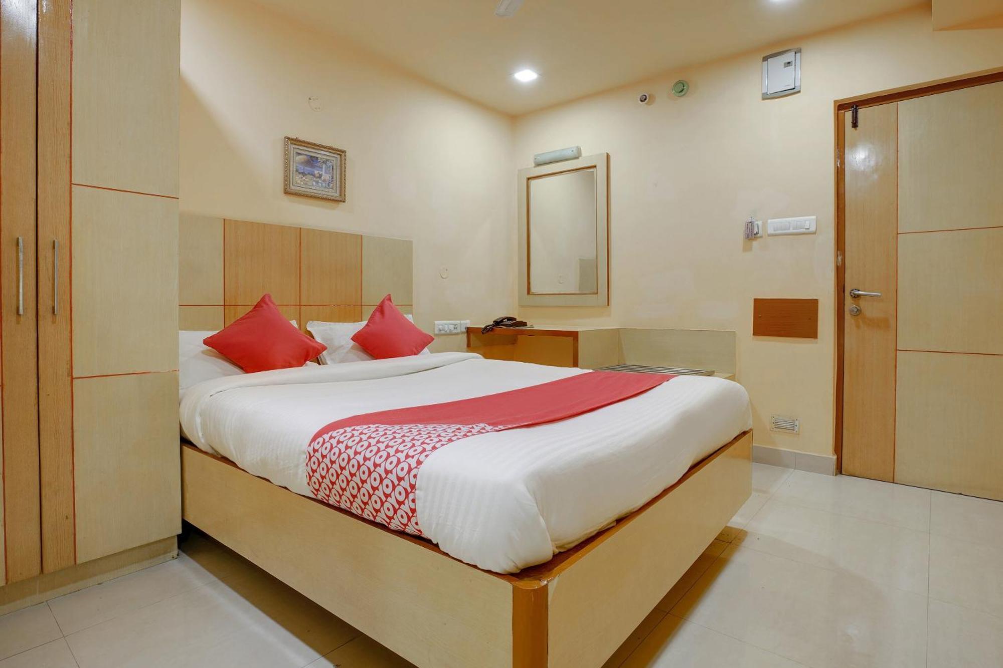 Hotel O Shanta Residency Lodge Sururnagar Ngoại thất bức ảnh