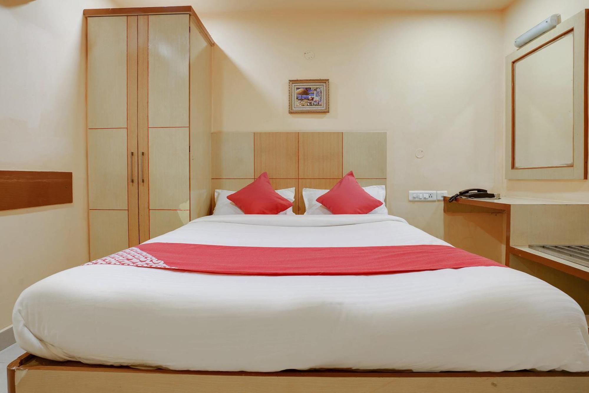Hotel O Shanta Residency Lodge Sururnagar Ngoại thất bức ảnh